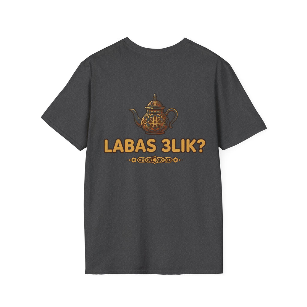 Labas 3lik ? T-Shirt Graphique Théière — Tee Cosy Salutation Lituanienne - LUMÏA