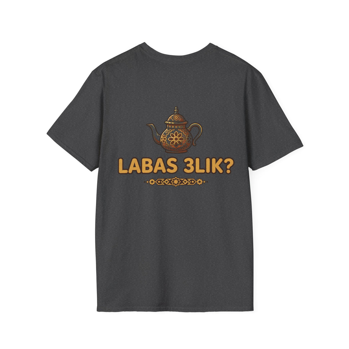 Labas 3lik ? T-Shirt Graphique Théière — Tee Cosy Salutation Lituanienne - LUMÏA