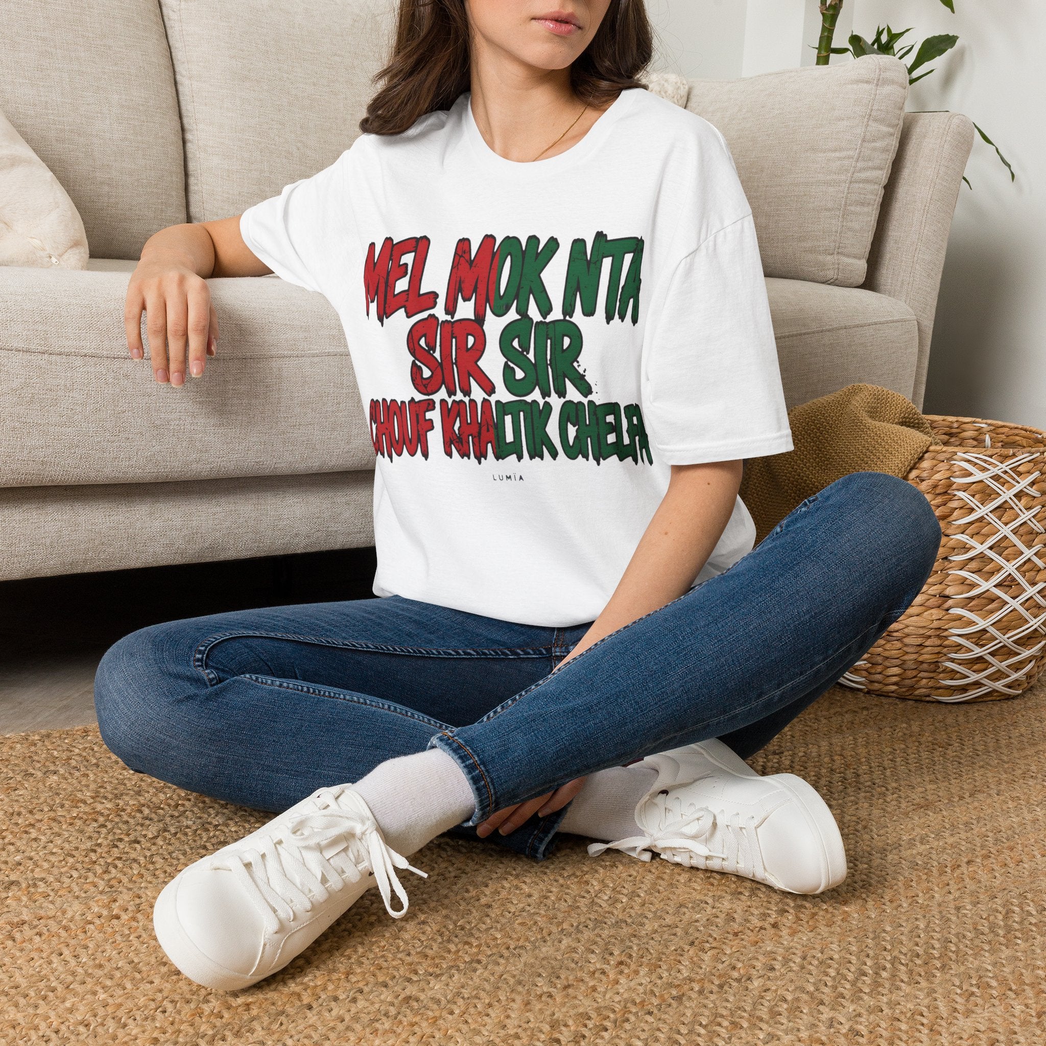Mel Mok Nta Sir Sir Graphic Tee – Bold Red & Green Statement T-Shirt