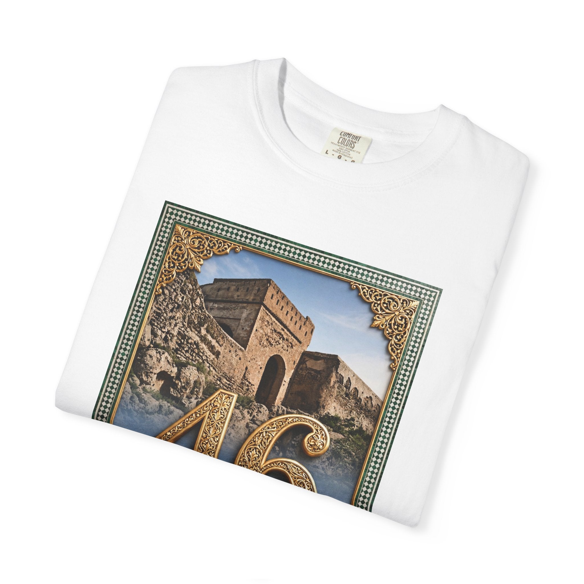 46 Juza Vintage Castle Graphic T-Shirt