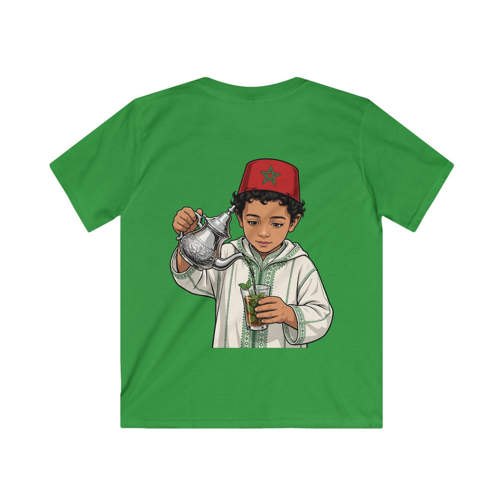 T-shirt enfant — Petit garçon servant le thé marocain (212 Rabat)